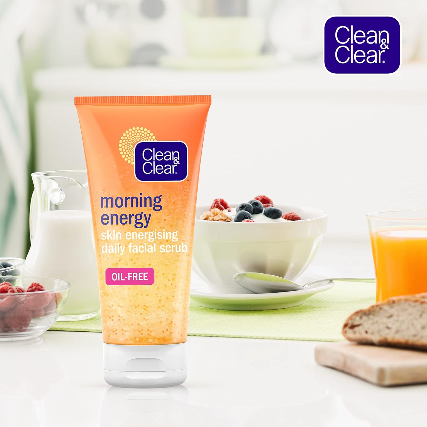 Clean & Clear® Morning Energy Skin Energising Daily Facial Scrub