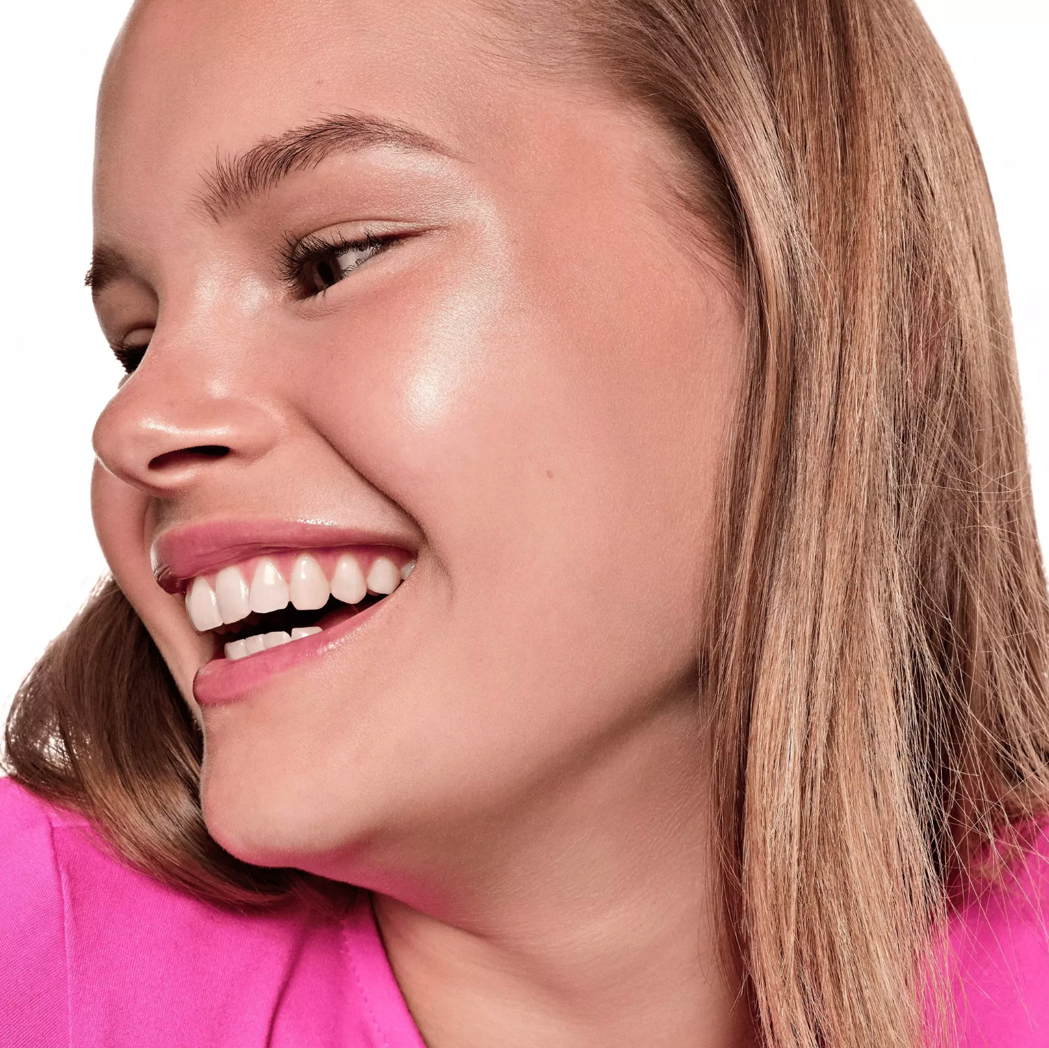 Essence Baby Got Glow Highlighter Stick