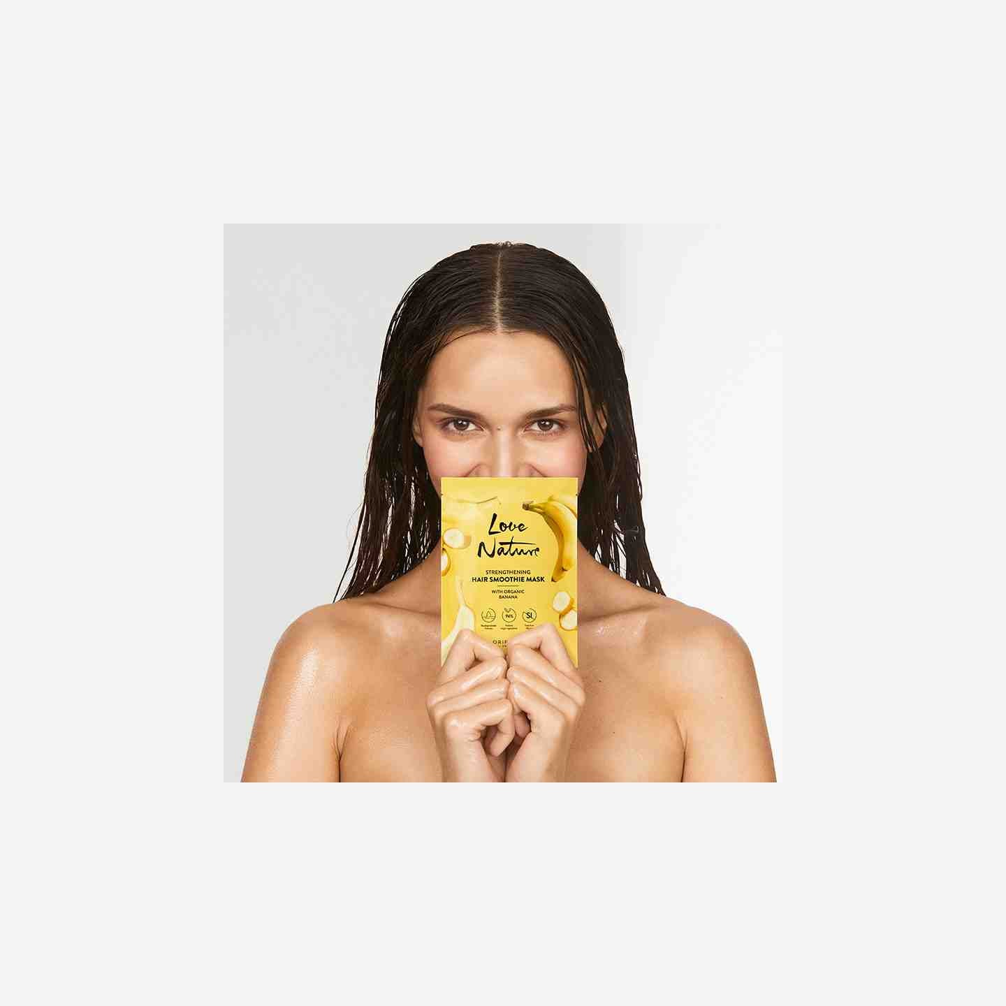 Oriflame Love Nature Strengthening Hair Smoothie Mask with Organic Banana