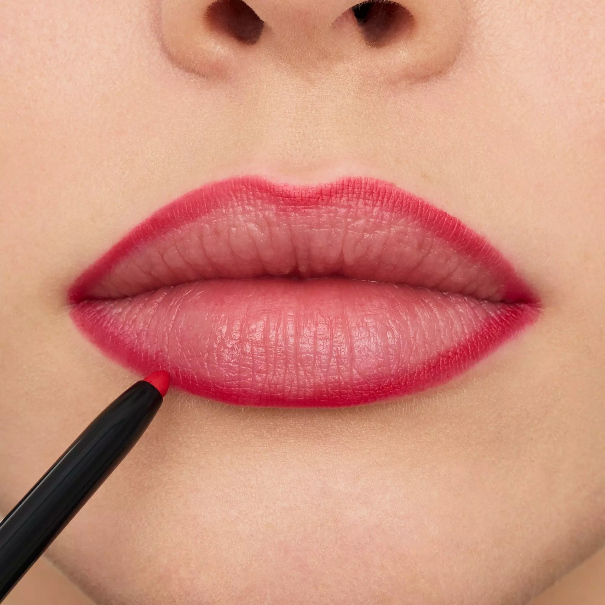 Essence 8H Matte Comfort Lipliner