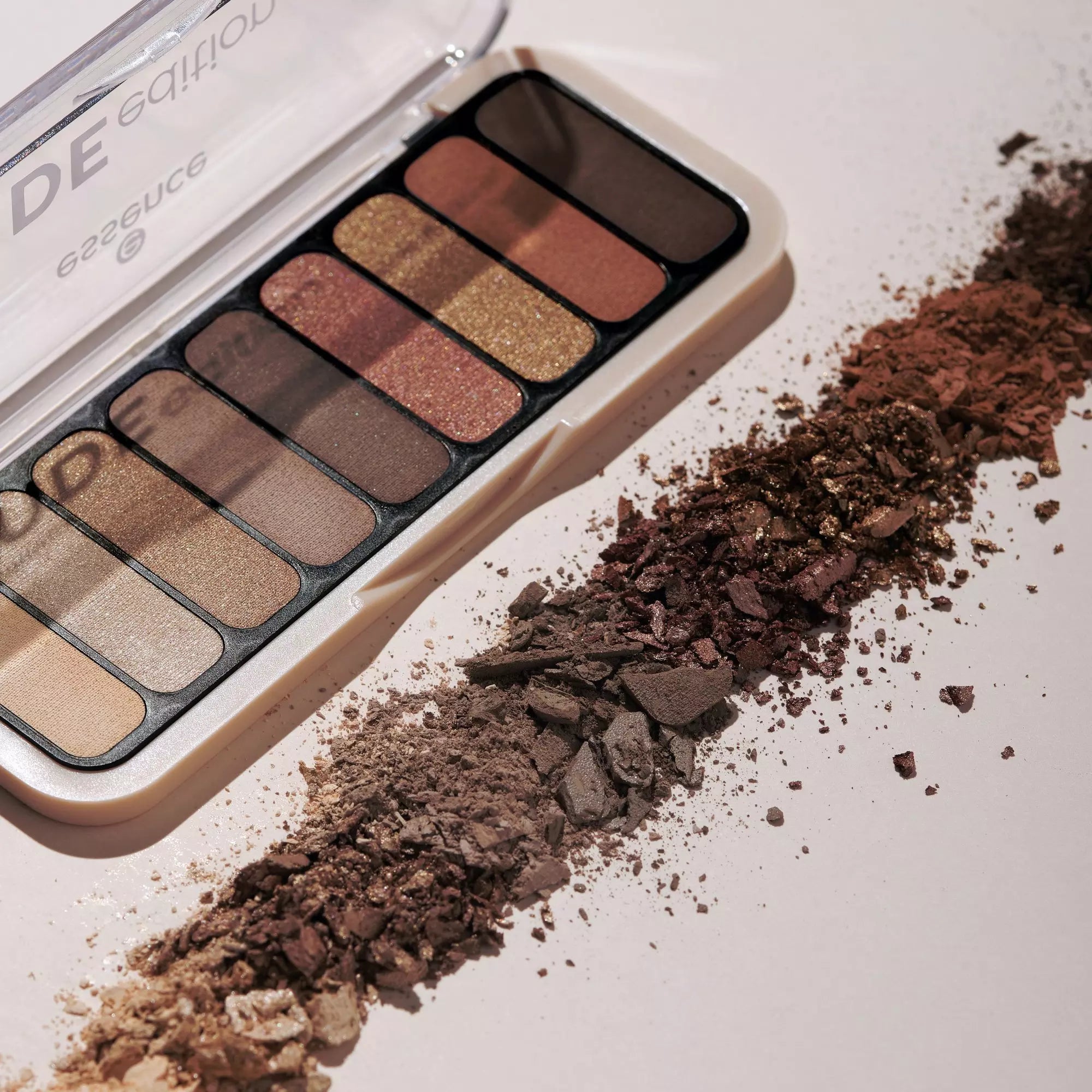 Essence The Nude Edition Eyeshadow Palette - 10 Pretty in Nude