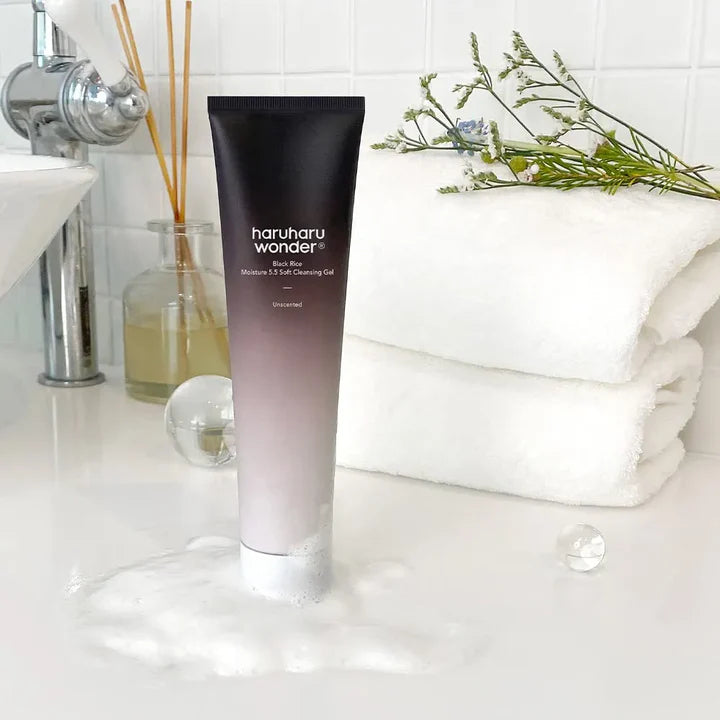 Haruharu Wonder Black Rice Moisture 5.5 Soft Cleansing Gel - Unscented