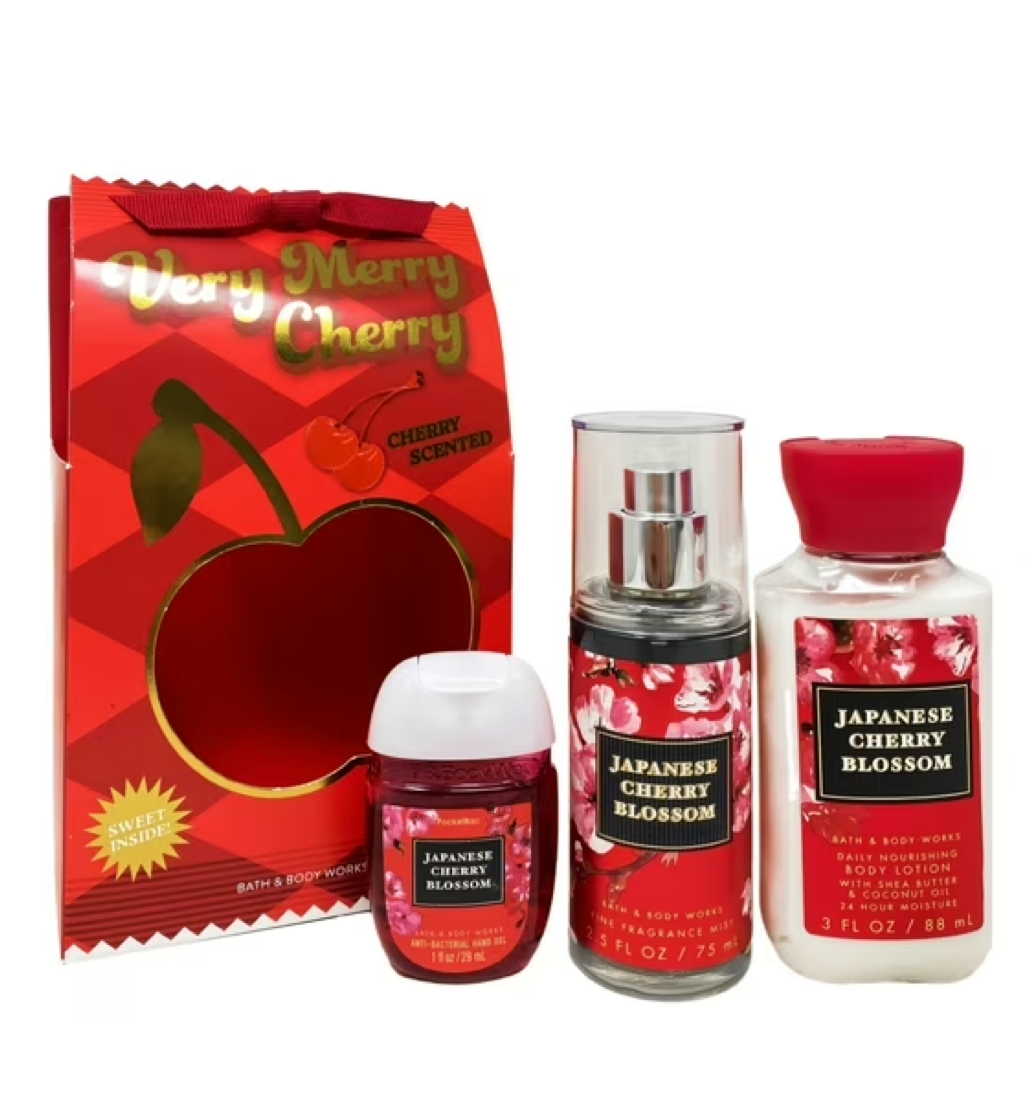 Bath & Body Works Gift Set Very Merry Cherry