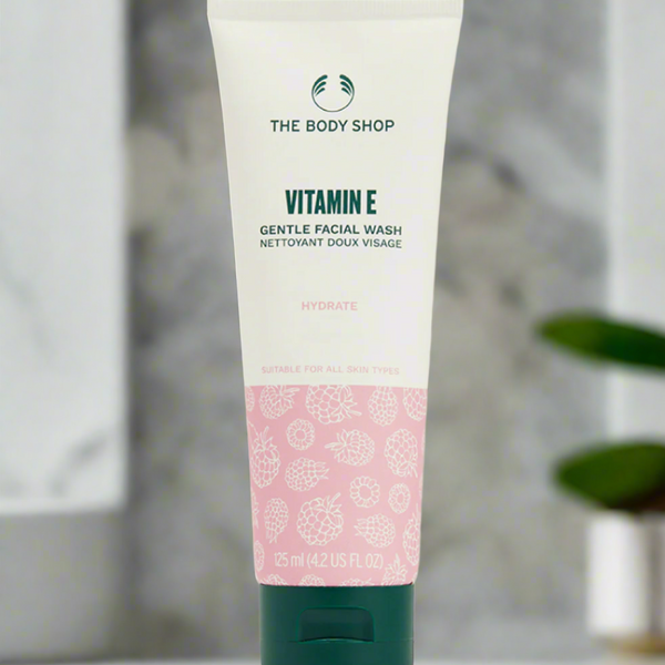 The Body Shop Vitamin E Gentle Facial Wash – Milde Waschcreme 100 Ml, Für Sensible Haut, Unisex