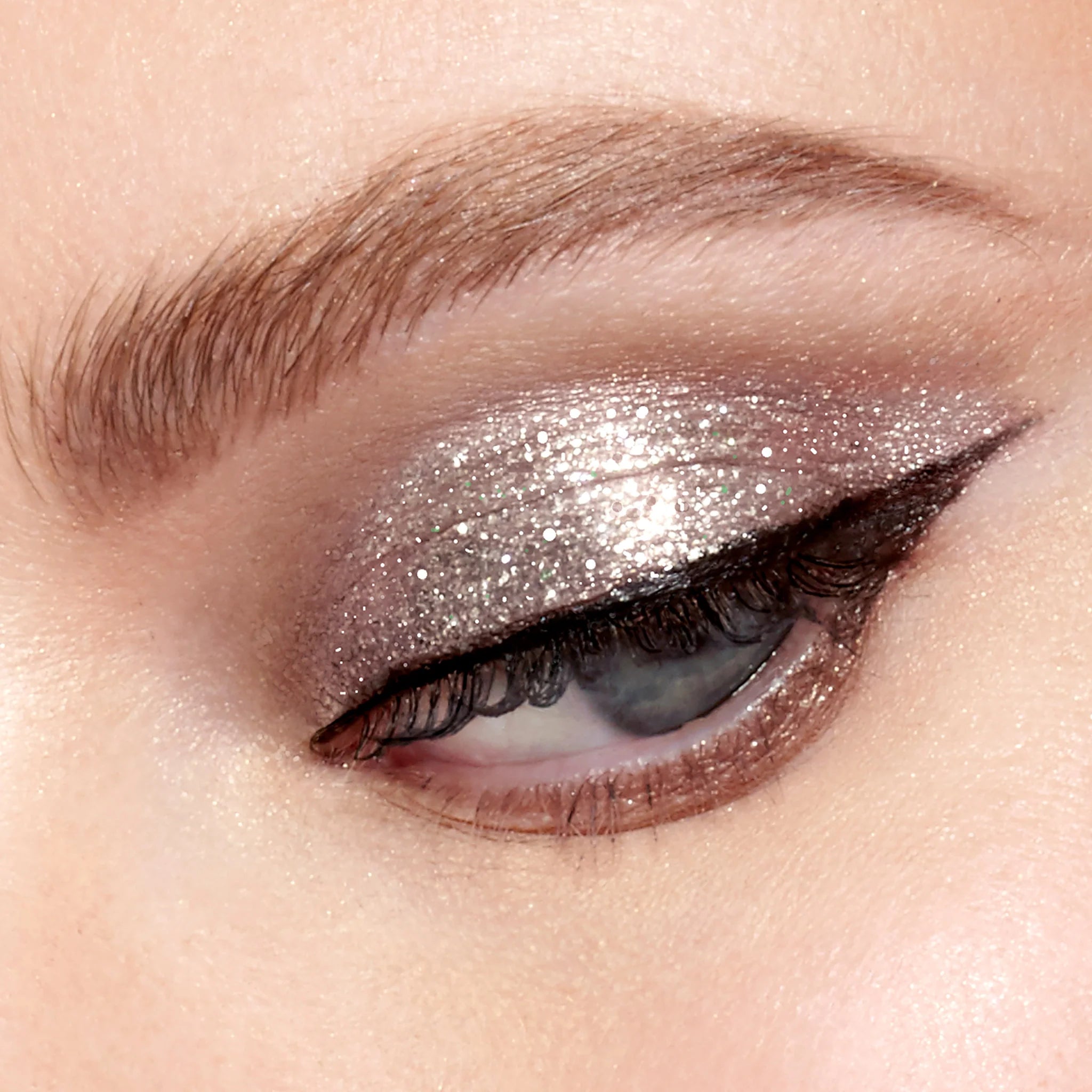 Stila Glitter & Glow Liquid Eye Shadow