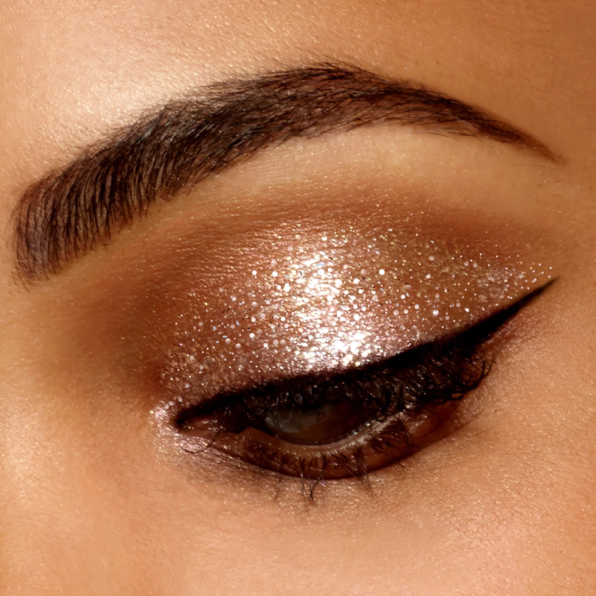 Stila Glitter & Glow Liquid Eye Shadow