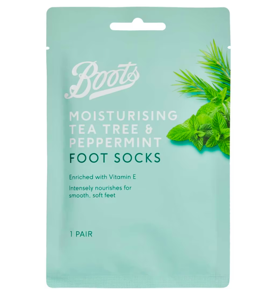 Boots Tea Tree & Peppermint Moisturising Foot Socks